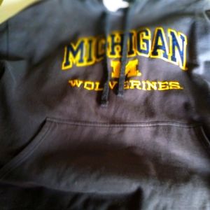Michigan hoodie 2xl